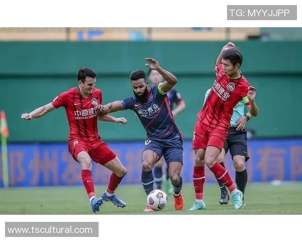 武汉篮球队在精英赛中以85分高居积分榜首位展现强劲实力