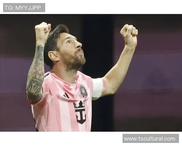 足球明星意外受伤牙齿被踢掉引发球迷热议与关注